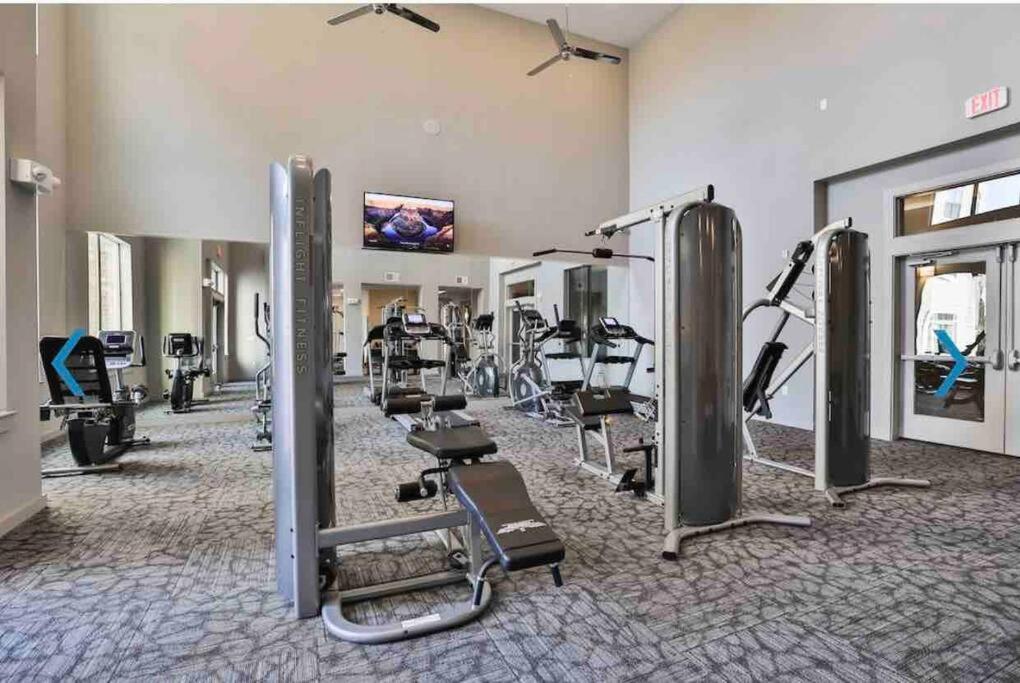Charming Suite With Gym Near Nrg Medical Center Houston Kültér fotó